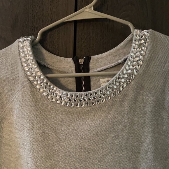 Shirt - Picture 2 of 2